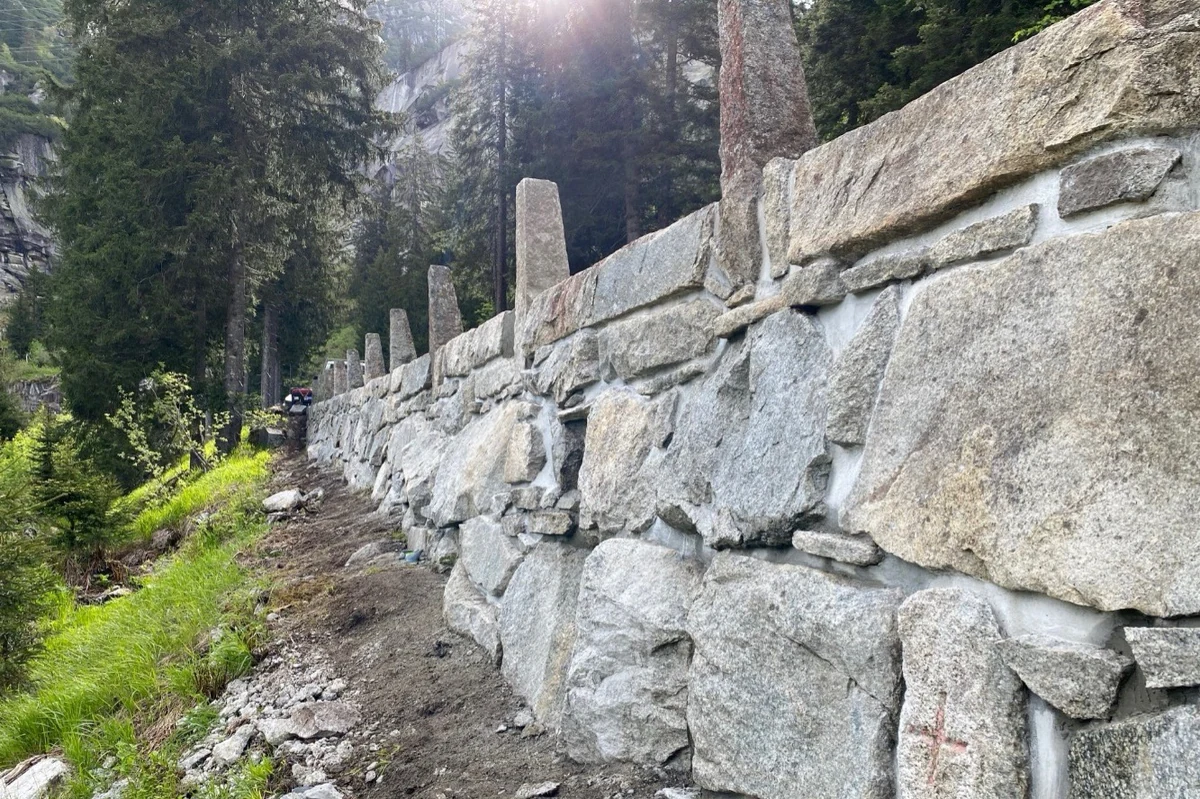 Instandsetzung Stützmauer Hälmad